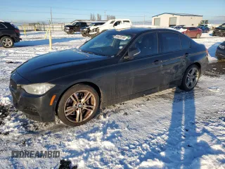 2013 BMW 3 Series 335i xDrive z VIN WBA3B9G58DNP39653, wystawiony jako Copart lot #44425195 z przebiegiem 113 858 mil mil oraz Szkoda całkowita • Salvage title. Historia ofert i sprzedaży dostępna na DreamBid. Obrazek 1.