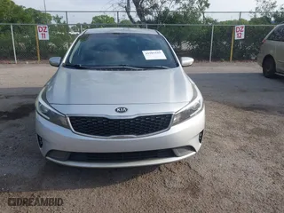 2018 Kia Forte LX with VIN 3KPFL4A78JE212500, listed as a IAAI auction lot 41985165 with 94,462 mi miles. Bid and sale history available at carsss.com. Image 12.