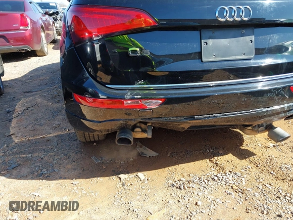 2015 Audi Q5 Premium with VIN WA1CFAFP9FA145346, listed as a IAAI auction lot 41470404 with 167,210 mi miles. Bid and sale history available at carsss.com. Image 6.