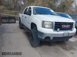 2008 GMC Sierra 1500 SLE1 with VIN 3GTEK13378G130943, listed as a IAAI auction lot 41502316 with 330,345 mi miles. Bid and sale history available at carsss.com. Image 1.