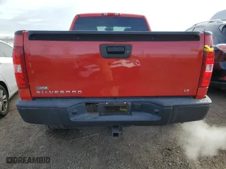 2008 Chevrolet Silverado 1500 LTZ with VIN 1GCEK19038Z241986, listed as a Copart auction lot 84512514 with 258,824 mi miles and Salvage Title. Bid and sale history available at carsss.com. Image 6.