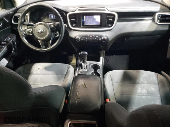 2016 Kia Sorento LX with VIN 5XYPG4A32GG165630, listed as a Copart auction lot 51826715 with 177,196 mi miles and Clean Title. Bid and sale history available at DreamBid. Image 8.