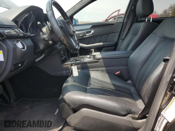 2013 Mercedes-Benz E 550 Sport with VIN WDDHF9BB8DA759750, listed as a Copart auction lot 59177825 with 63,620 mi miles and Salvage title. Bid and sale history available at DreamBid. Image 7.