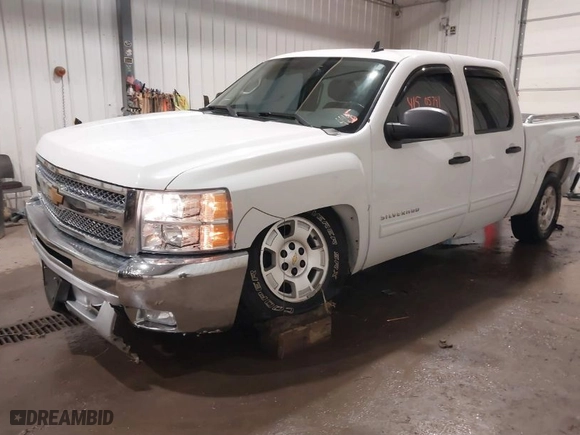 2012 Chevrolet Silverado 1500 LT with VIN 1GCPKSE71CF107277, listed as a IAAI auction lot 41505741 with 147,144 mi miles. Bid and sale history available at carsss.com. Image 2.