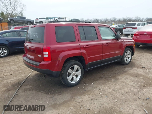 2014 Jeep Patriot Latitude with VIN 1C4NJPFA0ED690182, listed as a IAAI auction lot 41792670 with 91,677 mi miles and . Bid and sale history available at carsss.com. Image 4.