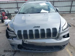 2016 Jeep Cherokee Latitude with VIN 1C4PJLCB3GW107402, listed as a IAAI auction lot 41505242 with 110,994 mi miles. Bid and sale history available at carsss.com. Image 12.