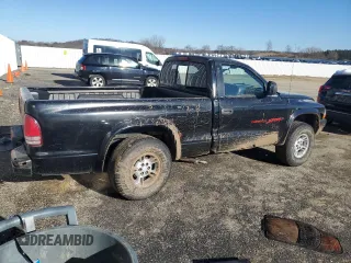 1997 Dodge Dakota z VIN 1B7GG26Y3VS174739, wystawiony jako Copart lot #49969395 z przebiegiem 226 942 mil mil oraz Nie do naprawy • Non repairable. Historia ofert i sprzedaży dostępna na DreamBid. Obrazek 3.