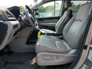 2023 Honda Odyssey EX-L z VIN 5FNRL6H6XPB064259, wystawiony jako Copart lot #58986395 z przebiegiem 22 137 mil mil oraz Szkoda całkowita • Salvage title. Historia ofert i sprzedaży dostępna na DreamBid. Obrazek 7.
