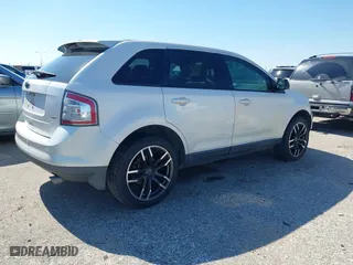 2009 Ford Edge SEL with VIN 2FMDK38C79BA62188, listed as a IAAI auction lot 41605010 with 180,555 mi miles. Bid and sale history available at carsss.com. Image 4.