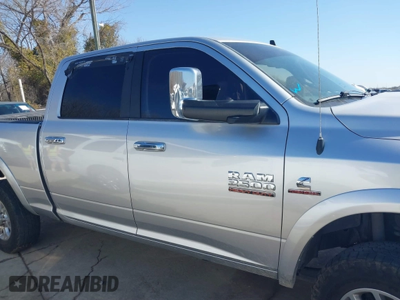 2017 Ram 2500 Laramie with VIN 3C6UR5FL1HG674081, listed as a IAAI auction lot 41783561 with 332,281 mi miles. Bid and sale history available at carsss.com. Image 13.
