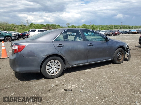 2014 Toyota Camry L with VIN 4T4BF1FKXER365261, listed as a Copart auction lot 55895625 with 170,874 mi miles and Clean Title. Bid and sale history available at DreamBid. Image 3.