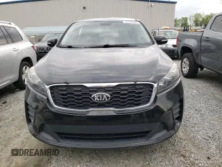 2019 Kia Sorento L z VIN 5XYPG4A34KG500069, wystawiony jako Copart lot #52714105 z przebiegiem 237 472 mil mil oraz Szkoda całkowita • Salvage title. Historia ofert i sprzedaży dostępna na DreamBid. Obrazek 5.
