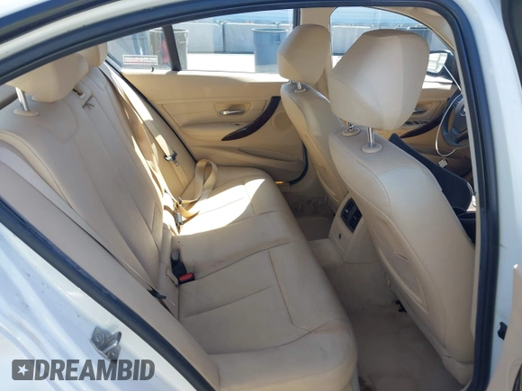 2013 BMW 3 Series 328i with VIN WBA3A5C51DF352812, listed as a IAAI auction lot 41974158 with 176,951 mi miles. Bid and sale history available at carsss.com. Image 8.