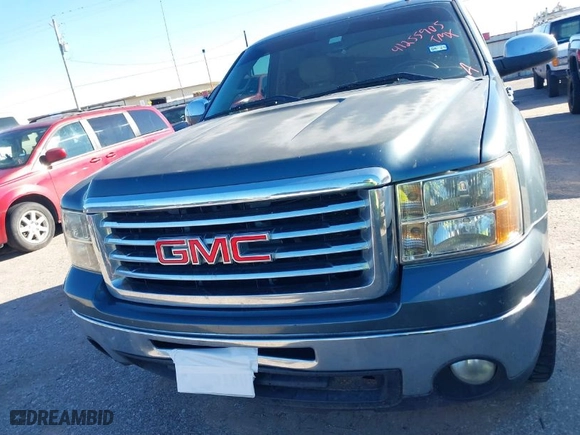 2011 GMC Sierra 1500 SLE with VIN 3GTP1VE02BG290967, listed as a IAAI auction lot 41255905 with 225,609 mi miles. Bid and sale history available at carsss.com. Image 6.