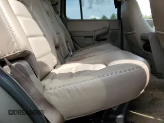 2005 Ford Explorer XLT с VIN 1FMZU73E85UA26725, выставлен на аукционе Copart как лот 58692205 с пробегом 152 308 миль миль и Списание • Salvage title. История ставок и продаж доступна на DreamBid. Изображение 11.