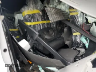2020 Ford Transit Passenger XL z VIN 1FBAX2CG4LKB43132, wystawiony jako Copart lot #52977485 z przebiegiem 70 900 mil mil oraz Szkoda całkowita • Salvage title. Historia ofert i sprzedaży dostępna na DreamBid. Obrazek 13.