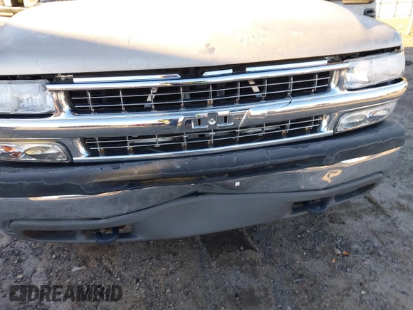 2002 Chevrolet Silverado 1500HD LT with VIN 1GCGK13U22F106947, listed as a IAAI auction lot 41355023 with 99,073 mi miles and . Bid and sale history available at DreamBid. Image 6.