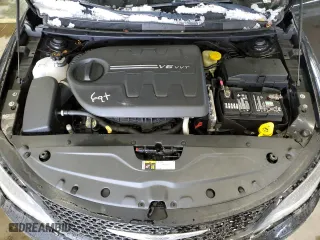 2015 Chrysler 200 S with VIN 1C3CCCDG9FN610640, listed as a Copart auction lot 44402165 with 199,196 mi miles and Clean Title. Bid and sale history available at carsss.com. Image 11.