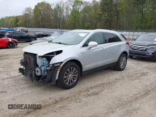 2017 Cadillac XT5 Luxury FWD z VIN 1GYKNBRS2HZ232241, wystawiony jako IAAI lot #41875766 z przebiegiem 195 113 mil mil oraz . Historia ofert i sprzedaży dostępna na DreamBid. Obrazek 18.