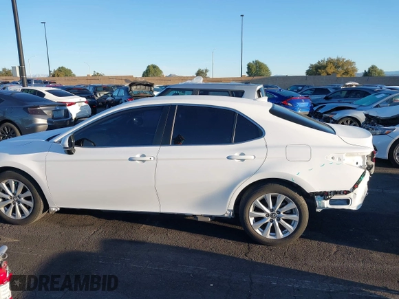 2020 Toyota Camry LE with VIN 4T1C11AK3LU882824, listed as a IAAI auction lot 41765544 with 48,209 mi miles and . Bid and sale history available at carsss.com. Image 15.