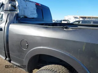 2021 Ram 2500 Laramie z VIN 3C6UR5FL7MG629012, wystawiony jako IAAI lot #41369353 z przebiegiem 168 099 mil mil oraz . Historia ofert i sprzedaży dostępna na DreamBid. Obrazek 20.
