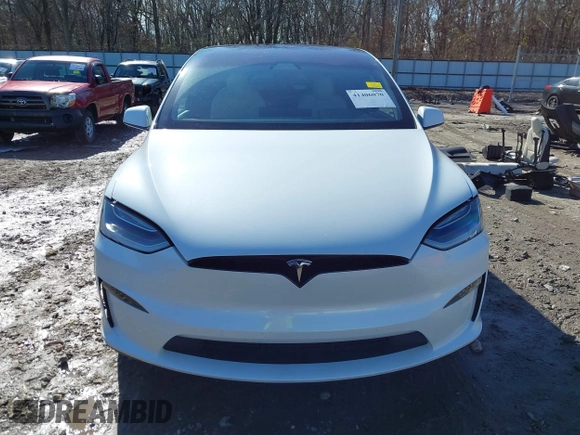 2022 Tesla Model X Plaid z VIN 7SAXCBE64NF352928, wystawiony jako IAAI lot #41406070 z przebiegiem 38 175 mil mil oraz . Historia ofert i sprzedaży dostępna na DreamBid. Obrazek 13.