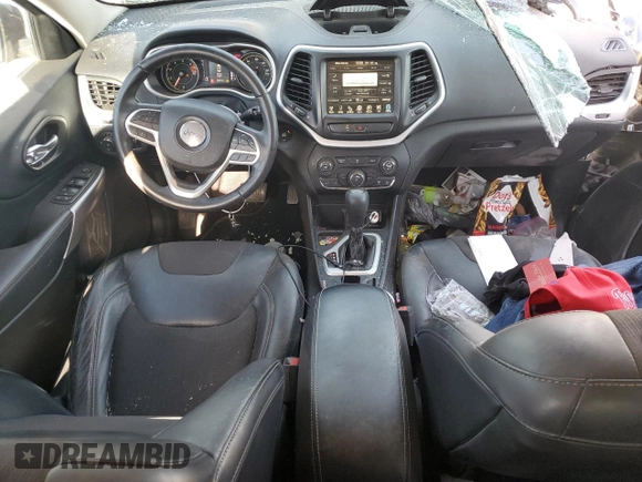 2018 Jeep Cherokee Latitude Plus with VIN 1C4PJLLB2JD511116, listed as a Copart auction lot 53005435 with 55,657 mi miles and Salvage title. Bid and sale history available at DreamBid. Image 8.