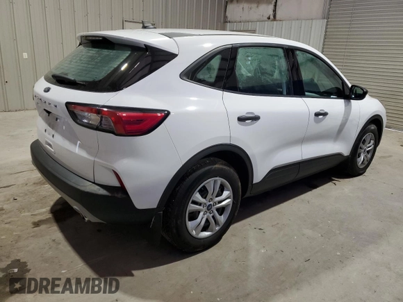 2022 Ford Escape S z VIN 1FMCU0F69NUA84814, wystawiony jako Copart lot #48158135 z przebiegiem Nie podano mil oraz Czysty tytuł • Clean title. Historia ofert i sprzedaży dostępna na DreamBid. Obrazek 3.