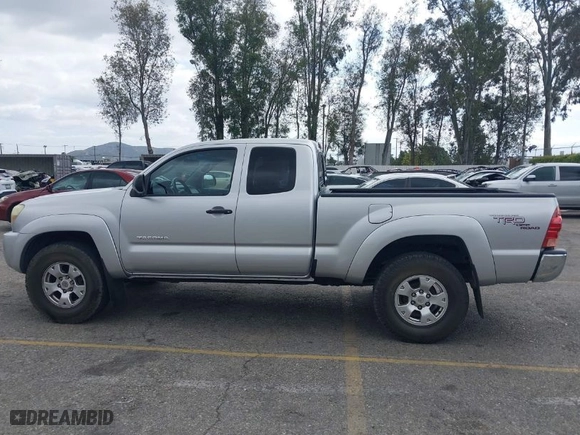 2006 Toyota Tacoma PreRunner with VIN 5TETU62N56Z257936, listed as a IAAI auction lot 41896097 with NaN miles. Bid and sale history available at carsss.com. Image 14.