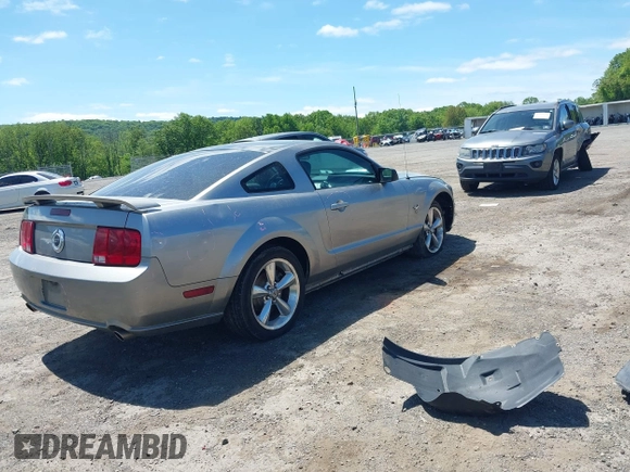 2009 Ford Mustang GT z VIN 1ZVHT82H295123520, wystawiony jako IAAI lot #42313485 z przebiegiem 153 069 mil mil oraz . Historia ofert i sprzedaży dostępna na DreamBid. Obrazek 4.