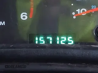 2006 Jeep Wrangler Sport Right Hand Drive with VIN 1J4F449S16P709895, listed as a IAAI auction lot 41349311 with 157,125 mi miles. Bid and sale history available at carsss.com. Image 15.
