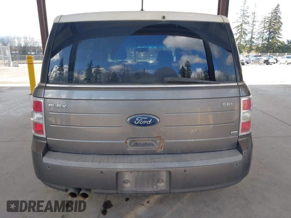 2009 Ford Flex SEL with VIN 2FMEK62C09BA50317, listed as a IAAI auction lot 41819275 with 171,813 mi miles. Bid and sale history available at carsss.com. Image 16.