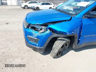 2020 Jeep Compass Sport with VIN 3C4NJDAB0LT142611, listed as a IAAI auction lot 41769615 with 93,753 mi miles. Bid and sale history available at carsss.com. Image 6.