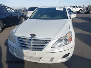 2011 Hyundai Genesis z VIN KMHGC4DF6BU122008, wystawiony jako IAAI lot #41414677 z przebiegiem 151 786 mil mil oraz . Historia ofert i sprzedaży dostępna na DreamBid. Obrazek 12.