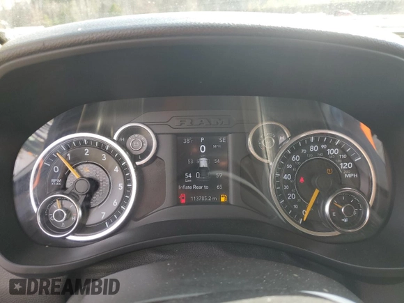 2019 Ram 2500 Tradesman with VIN 3C6UR5HJ6KG565716, listed as a Copart auction lot 44401325 with 113,785 mi miles and Salvage title. Bid and sale history available at DreamBid. Image 9.