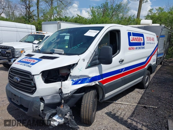 2017 Ford Transit z VIN 1FTYR1ZM1HKB13413, wystawiony jako IAAI lot #42117599 z przebiegiem 114 620 mil mil oraz . Historia ofert i sprzedaży dostępna na DreamBid. Obrazek 2.