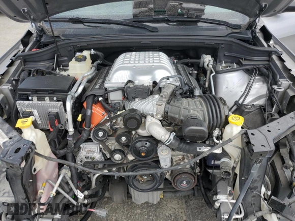 2018 Jeep Grand Cherokee Trackhawk with VIN 1C4RJFN91JC223825, listed as a Copart auction lot 58011465 with 83,177 mi miles and Salvage title. Bid and sale history available at DreamBid. Image 12.