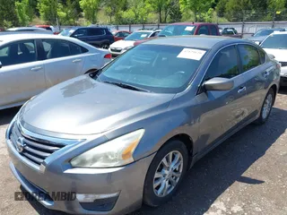 2014 Nissan Altima SV with VIN 1N4AL3AP0EC402329, listed as a IAAI auction lot 42129620 with 160,286 mi miles and . Bid and sale history available at DreamBid. Image 6.