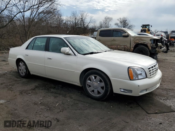 2003 Cadillac DeVille DTS z VIN 1G6KF57993U201484, wystawiony jako Copart lot #43742375 z przebiegiem 53 478 mil mil oraz Szkody całkowita. Historia ofert i sprzedaży dostępna na DreamBid. Obrazek 4.