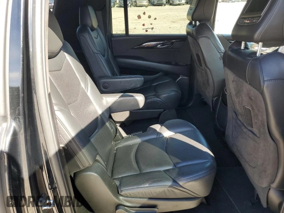2018 Cadillac Escalade ESV Platinum z VIN 1GYS4KKJ1JR264186, wystawiony jako Copart lot #48252095 z przebiegiem 145 484 mil mil oraz Szkoda całkowita • Salvage title. Historia ofert i sprzedaży dostępna na DreamBid. Obrazek 11.