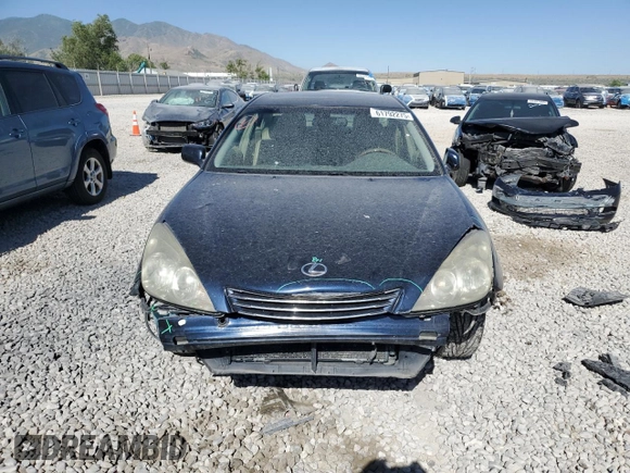 2002 Lexus ES 300 with VIN JTHBF30G720072725, listed as a Copart auction lot 61792275 with 196,805 mi miles and Salvage title. Bid and sale history available at DreamBid. Image 5.