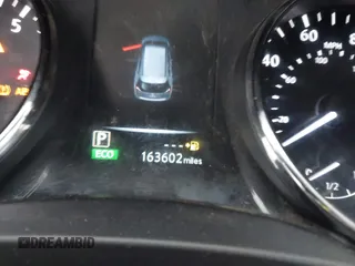 2017 Nissan Rogue S z VIN KNMAT2MV6HP542218, wystawiony jako IAAI lot #42282851 z przebiegiem 163 602 mil mil oraz . Historia ofert i sprzedaży dostępna na DreamBid. Obrazek 15.