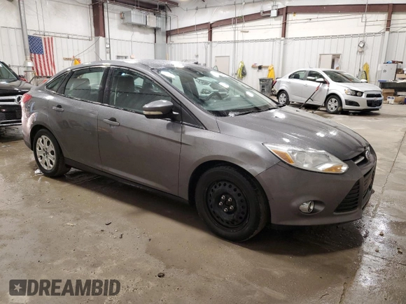 2012 Ford Focus SE with VIN 1FAHP3F20CL315916, listed as a Copart auction lot 54141335 with 157,203 mi miles and Non Repairable. Bid and sale history available at carsss.com. Image 4.