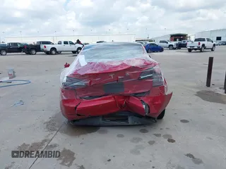 2020 Tesla Model 3 Standard Range Plus z VIN 5YJ3E1EA0LF611657, wystawiony jako IAAI lot #42046234 z przebiegiem 122 557 mil mil oraz . Historia ofert i sprzedaży dostępna na DreamBid. Obrazek 15.