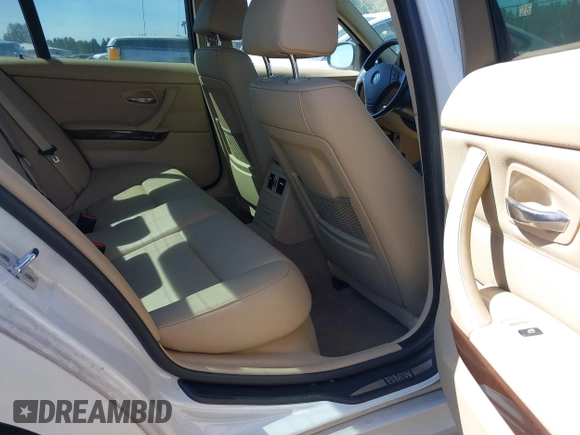 2009 BMW 3 Series 328i xDrive with VIN WBAPK73579A451701, listed as a IAAI auction lot 42667392 with 185,109 mi miles and . Bid and sale history available at DreamBid. Image 8.