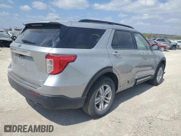 2020 Ford Explorer XLT with VIN 1FMSK8DH0LGB16050, listed as a Copart auction lot 52602235 with 120,680 mi miles and Clean Title. Bid and sale history available at DreamBid. Image 3.