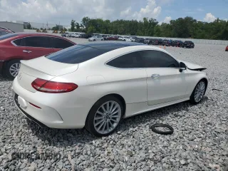 2018 Mercedes-Benz C 300 z VIN WDDWJ4KBXJF621554, wystawiony jako Copart lot #58018905 z przebiegiem 78 405 mil mil oraz Szkoda całkowita • Salvage title. Historia ofert i sprzedaży dostępna na DreamBid. Obrazek 3.