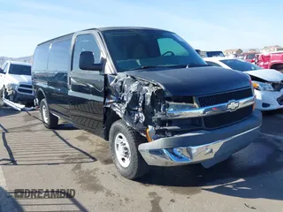 2011 Chevrolet Express Cargo z VIN 1GCWGFCG6B1129567, wystawiony jako IAAI lot #41596427 z przebiegiem 144 387 mil mil oraz . Historia ofert i sprzedaży dostępna na DreamBid. Obrazek 1.