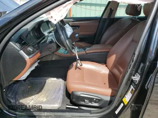 2014 BMW 5 Series 528i z VIN WBA5A5C51ED511933, wystawiony jako Copart lot #55045304 z przebiegiem 140 738 mil mil oraz Szkoda całkowita • Salvage title. Historia ofert i sprzedaży dostępna na DreamBid. Obrazek 7.