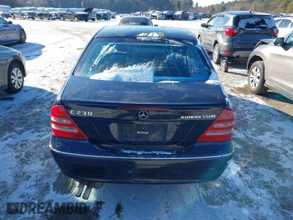 2004 Mercedes-Benz C 230 Kompressor with VIN WDBRF40JX4A542596, listed as a IAAI auction lot 41366025 with 89,303 mi miles and . Bid and sale history available at DreamBid. Image 16.
